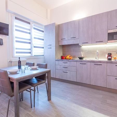 شقة Realkasa Azzarita Flat بولونيا المظهر الخارجي الصورة